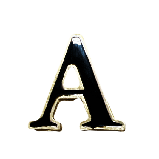 Pines de Letras Metálicas en Dorado y Negro para Sombreros
